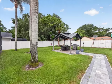 Exterior - 5014 Sawdust Cir, Ocoee, FL 34761 photo 7 of 9