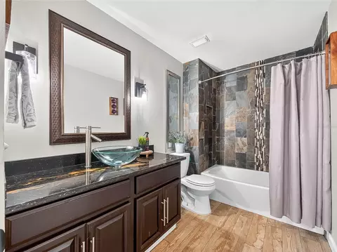 Bath - 5014 Sawdust Cir, Ocoee, FL 34761 photo 3 of 3