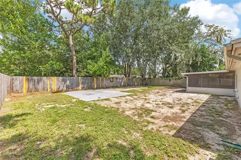 Exterior - 1111 Caballero Rd, Ocoee, FL 34761 photo 7 of 8