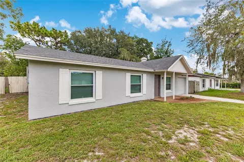 Exterior - 1111 Caballero Rd, Ocoee, FL 34761 photo 2 of 8