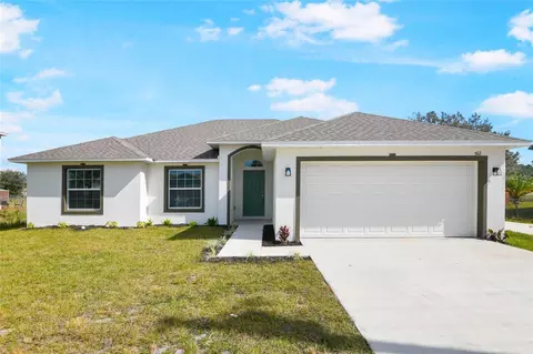 562 Maricopa Dr, Kissimmee, FL 34758