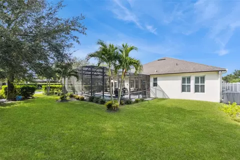 Exterior - 1529 Alligator St, Saint Cloud, FL 34771 photo 11 of 12