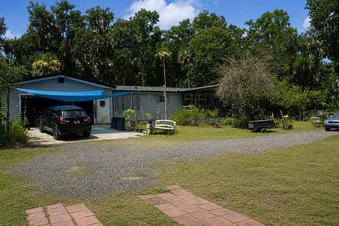335 Stacy Grove Rd, Oak Hill, FL 32759