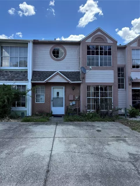 11017 Yorkshire Ridge Ct, Orlando, FL 32839