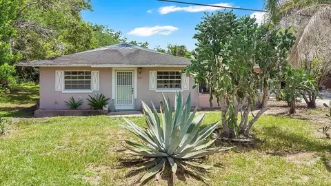 2110 James Dr, Oviedo, FL 32765