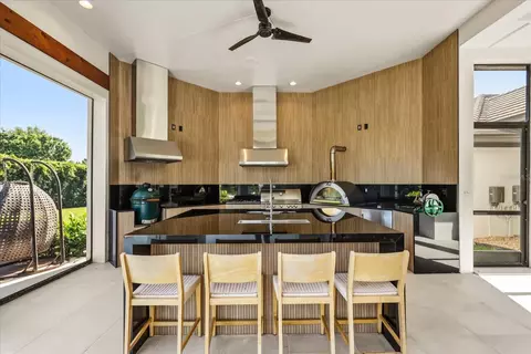 Kitchen - 12237 Park Ave, Windermere, FL 34786 photo 4 of 6