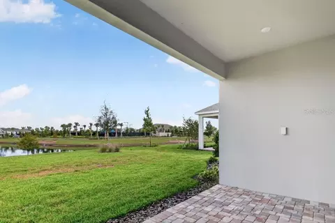 Exterior - 998 Tassleflower Trl, Saint Cloud, FL 34771 photo 4 of 8