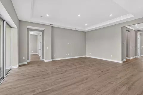 Living - 998 Tassleflower Trl, Saint Cloud, FL 34771 photo 2 of 7