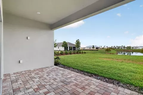 Exterior - 998 Tassleflower Trl, Saint Cloud, FL 34771 photo 2 of 8