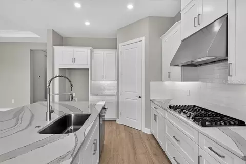 Kitchen - 998 Tassleflower Trl, Saint Cloud, FL 34771 photo 3 of 3