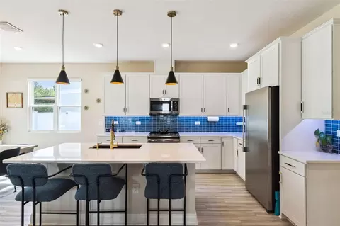 Kitchen - 4148 Southern Vista Loop, Saint Cloud, FL 34772 photo 1 of 4
