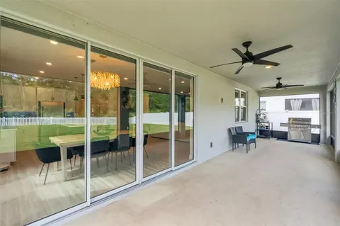 Exterior - 4148 Southern Vista Loop, Saint Cloud, FL 34772 photo 3 of 7