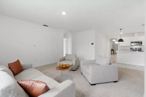 Living - 417 Corso Loop, Winter Haven, FL 33884 photo 2 of 2