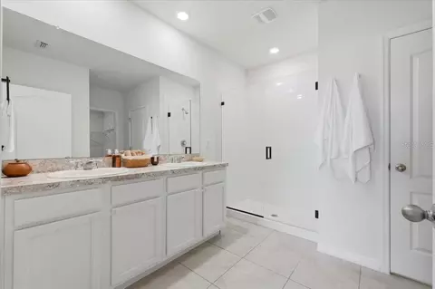 Bath - 417 Corso Loop, Winter Haven, FL 33884 photo 1 of 2
