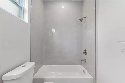 Bath - 3900 SW 133rd Loop, Ocala, FL 34473 photo 6 of 6