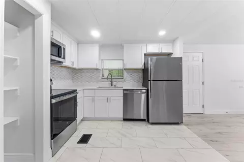 130 Florence Blvd, Debary, FL 32713 photo 3