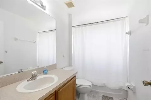 Bath - 10320 Vista Pines Loop, Clermont, FL 34711 photo 4 of 4