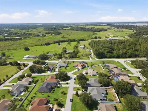 View/Area - 10320 Vista Pines Loop, Clermont, FL 34711 photo 2 of 7