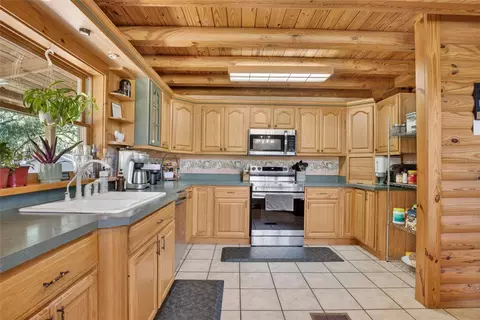 Kitchen - 5365 Paces Landing Rd, Mims, FL 32754 photo 4 of 9