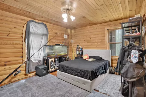 Bedroom - 5365 Paces Landing Rd, Mims, FL 32754 photo 5 of 8
