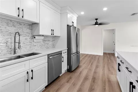 Kitchen - 12120 Croft Dr, Largo, FL 33774 photo 3 of 3