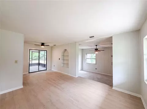 Living - 2630 SE 8th Ave, Ocala, FL 34471 photo 2 of 6