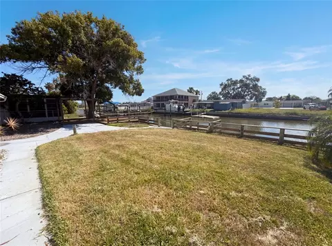 13638 Evelane Dr, Hudson, FL 34667 photo 25