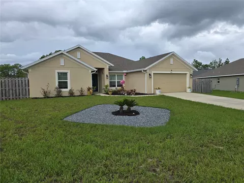 825 W Hallam Dr, Citrus Springs, FL 34434