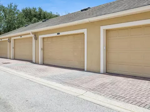 Exterior - 7712 Fordson Ln, Windermere, FL 34786 photo 7 of 7