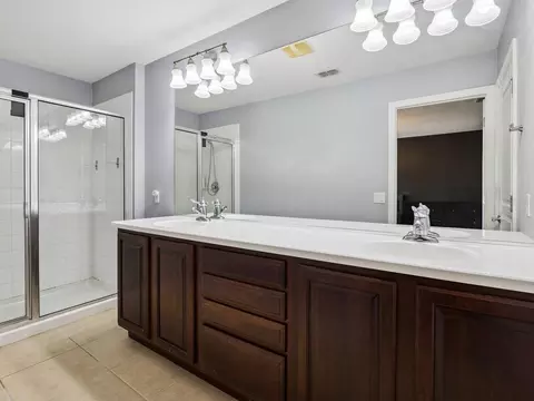 Bath - 7712 Fordson Ln, Windermere, FL 34786 photo 2 of 3