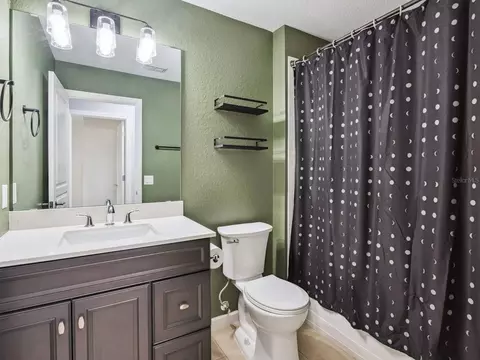 Bath - 7712 Fordson Ln, Windermere, FL 34786 photo 1 of 3
