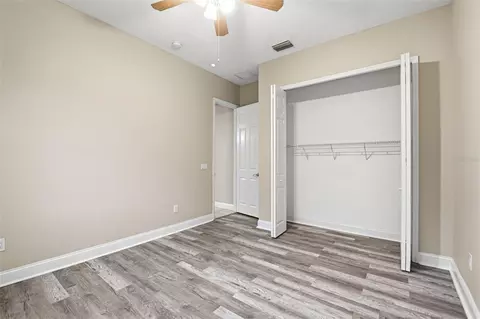 Bedroom - 9009 Riverview Dr, Riverview, FL 33578 photo 7 of 9