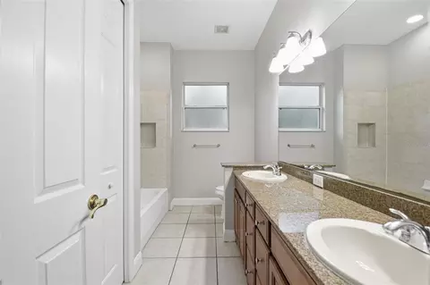 Bath - 9009 Riverview Dr, Riverview, FL 33578 photo 4 of 11