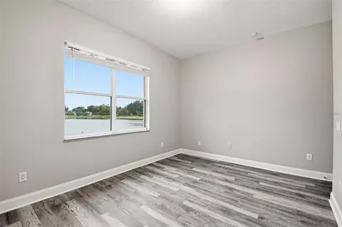Bedroom - 9009 Riverview Dr, Riverview, FL 33578 photo 8 of 9