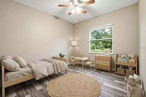 Bedroom - 9009 Riverview Dr, Riverview, FL 33578 photo 1 of 9