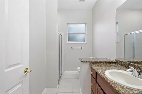 Bath - 9009 Riverview Dr, Riverview, FL 33578 photo 1 of 11