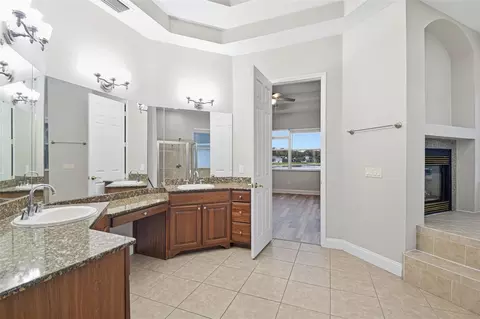 Bath - 9009 Riverview Dr, Riverview, FL 33578 photo 11 of 11