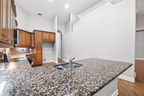Kitchen - 9009 Riverview Dr, Riverview, FL 33578 photo 1 of 6