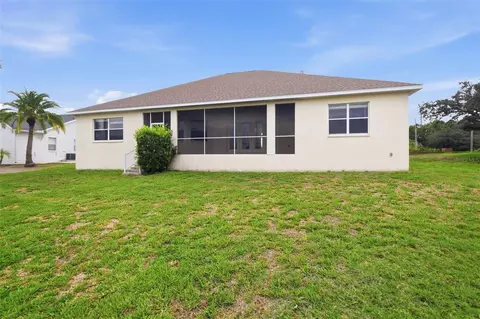 Exterior - 9009 Riverview Dr, Riverview, FL 33578 photo 6 of 8