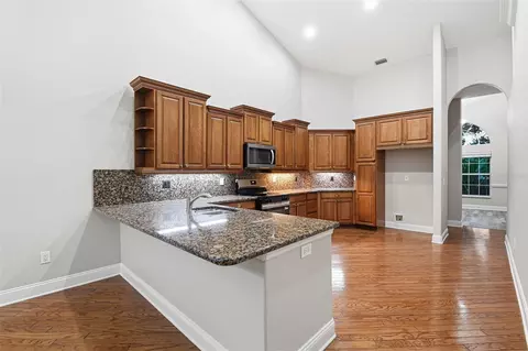 Kitchen - 9009 Riverview Dr, Riverview, FL 33578 photo 3 of 6