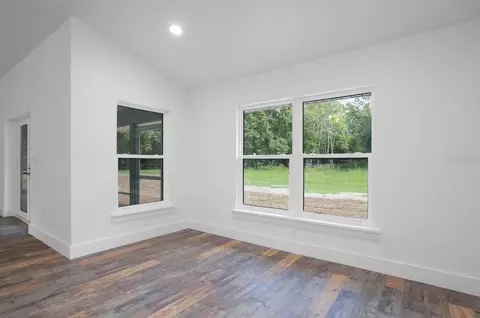 Living - 967 Cr 753s, Webster, FL 33597 photo 5 of 5