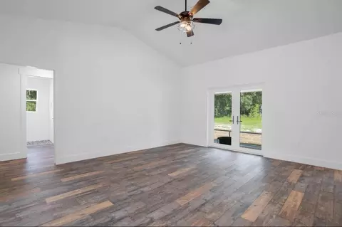Living - 967 Cr 753s, Webster, FL 33597 photo 3 of 5