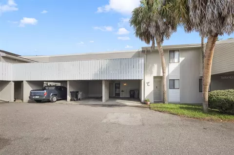 1412 Oak Pl #J, Apopka, FL 32712