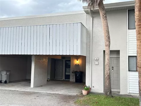 1412 Oak Pl #J, Apopka, FL 32712