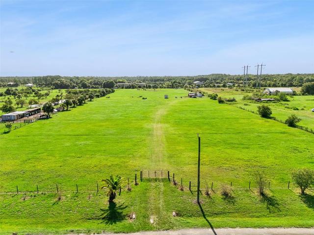 345 Trotting Trl, Osteen, FL 32764