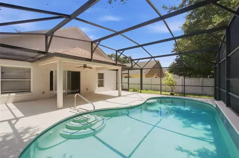 2255 Merry Rd, Tavares, FL 32778