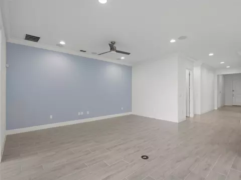 Living - 2680 Redblush Ter, Saint Cloud, FL 34772 photo 2 of 4