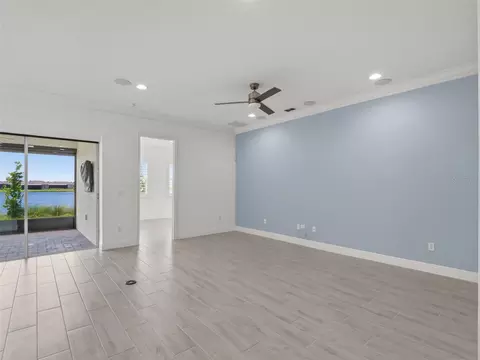 Living - 2680 Redblush Ter, Saint Cloud, FL 34772 photo 3 of 4