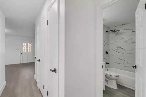 Entry Way - 922 Bates Ave, Eustis, FL 32726 photo 2 of 3