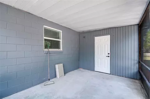 Exterior - 922 Bates Ave, Eustis, FL 32726 photo 4 of 9